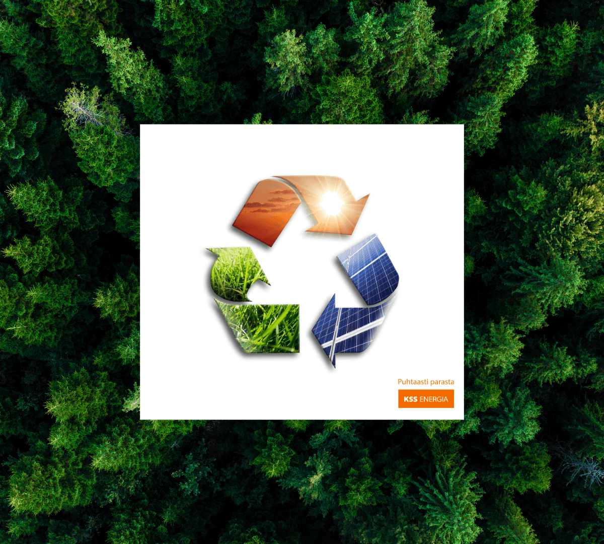 Kierrätys-logon kolme nuolta, jotka muodostuvat auringon, aurinkopaneelin ja ruohikon kuvista. Taustalla ilmakuva kuusimetsästä.